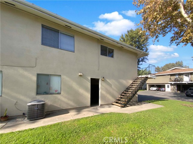 1307 W 8th Street, Upland CA: https://media.crmls.org/medias/36a22901-b548-4307-808b-7ea51da65145.jpg