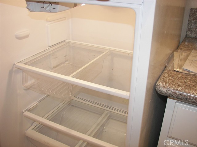 24977 Crest Forest Drive, Crestline CA: https://media.crmls.org/medias/36a31007-e984-4640-848e-23e7b83a877f.jpg