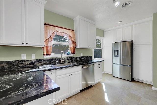 Detail Gallery Image 20 of 63 For 2135 Greely Dr, Marysville,  CA 95901 - 3 Beds | 2/1 Baths