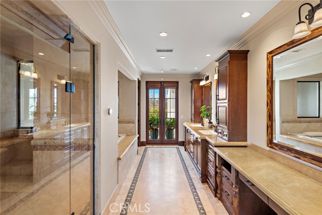 1 Overlook Drive, Ladera Ranch CA: https://media.crmls.org/medias/36a3532b-8dea-48d0-815b-2d16e320af17.jpg