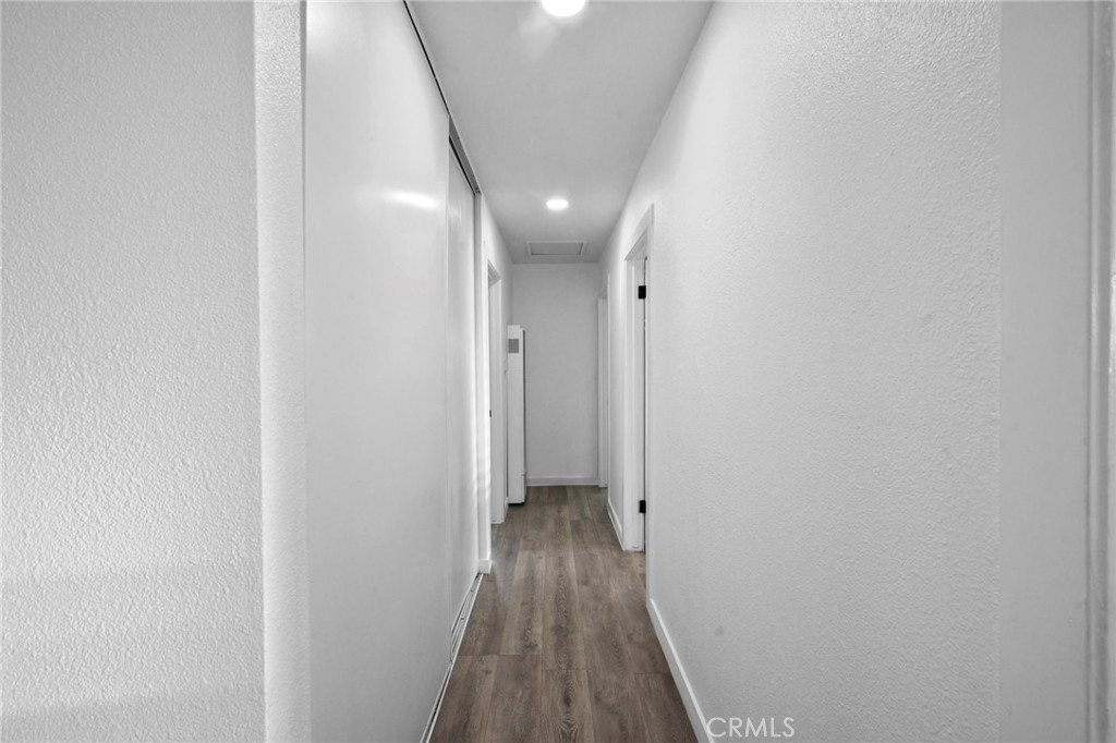 https://media.crmls.org/medias/36a3d114-2d0a-408c-a616-79b73c00b8ab.jpg?preset=X-Large