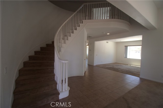 4832 Summerbreeze Court, Palmdale CA: https://media.crmls.org/medias/36a537f6-6ec4-4940-bed1-bab00428c237.jpg