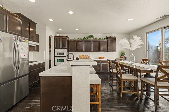 Detail Gallery Image 14 of 54 For 2001 Sola Ct, Atwater,  CA 95301 - 5 Beds | 3/1 Baths