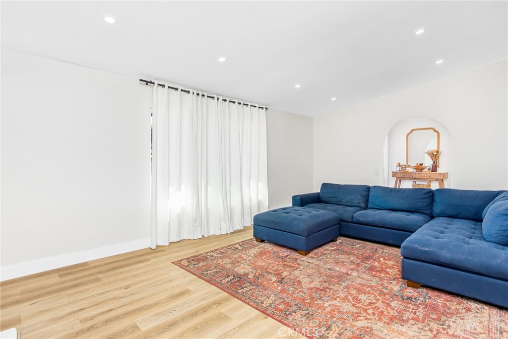 MLS #IG25275114 image #5