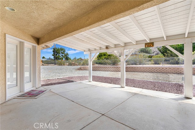19410 Allegheny Court, Apple Valley CA: https://media.crmls.org/medias/36a6ba12-0791-49ef-b8f9-c2403be37dc9.jpg