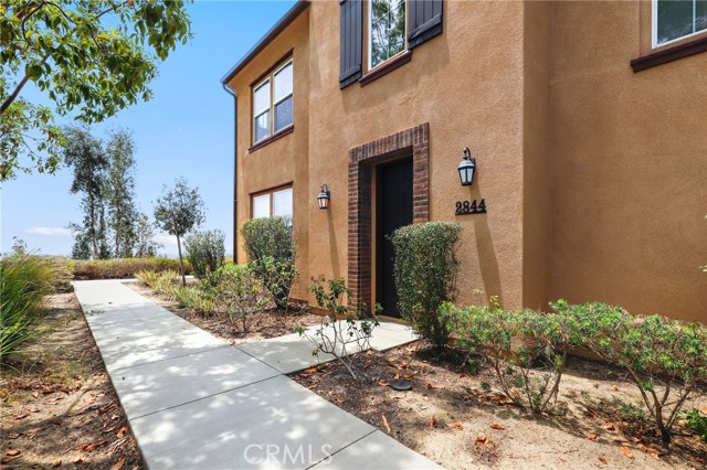 2844 E Pacific Court, Brea CA: https://media.crmls.org/medias/36a8533b-8e2f-484d-af18-5303bfa5e000.jpg