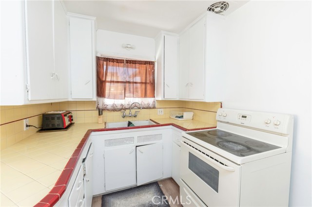381 W Wabash Street, San Bernardino, California 92405, 3 Bedrooms Bedrooms, ,2 BathroomsBathrooms,Residential,For Sale,381 W Wabash Street,CRIV25054672