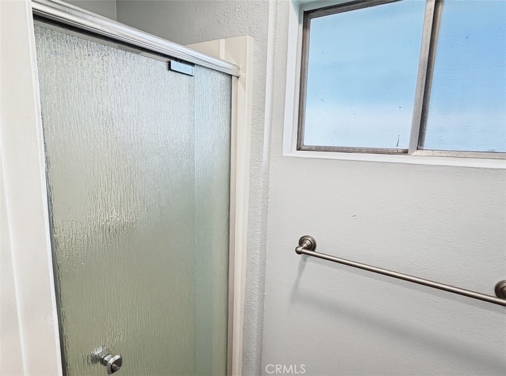 https://media.crmls.org/medias/36a929c8-13ba-498b-9e65-458cad5e6a31.jpg?preset=X-Large