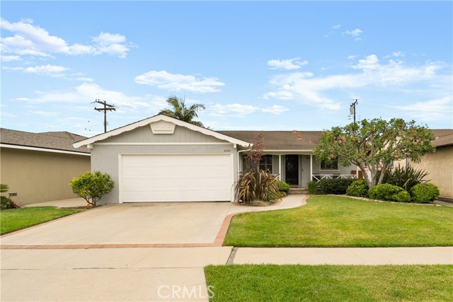 6860 E Roxanne Way, Long Beach CA: https://media.crmls.org/medias/36a99e50-a047-4fe3-bca4-3c15b4064637.jpg