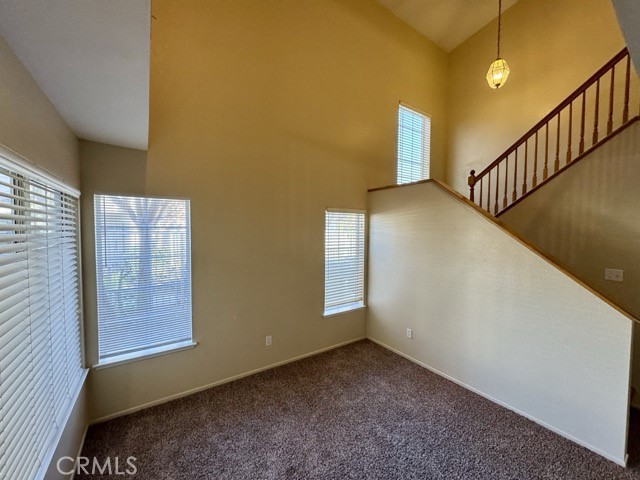 Detail Gallery Image 7 of 37 For 7645 Hillhurst Dr, Riverside,  CA 92508 - 3 Beds | 2/1 Baths