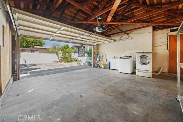 1311 Knox Street photo 34