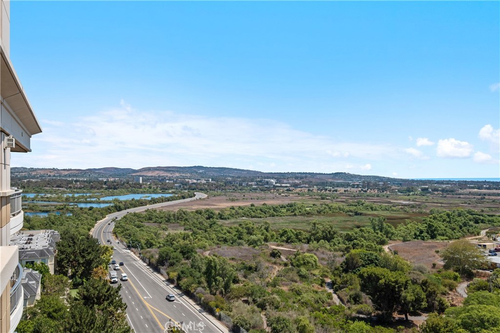 36aa77ff 3219 4c03 B911 A7354c88f096