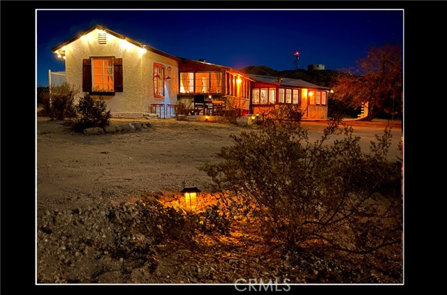 Detail Gallery Image 5 of 61 For 73392 Sullivan Rd, Twentynine Palms,  CA 92277 - 5 Beds | 5 Baths