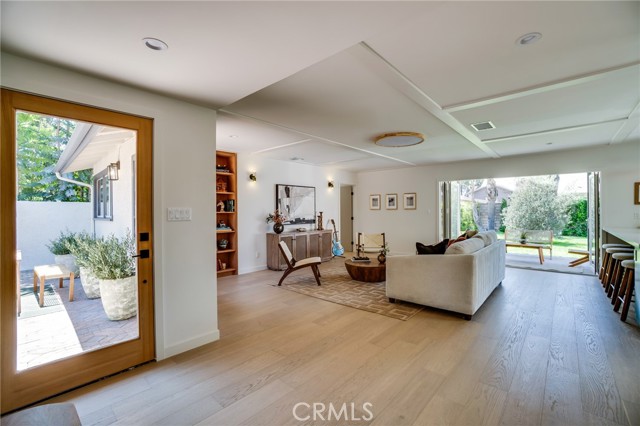 1393 Navarro Avenue, Pasadena CA: https://media.crmls.org/medias/36aaacba-a886-4c41-8110-ae38b3610874.jpg