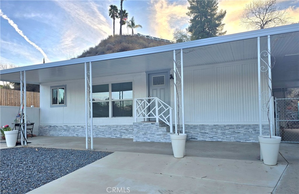 22725 Skylink Drive