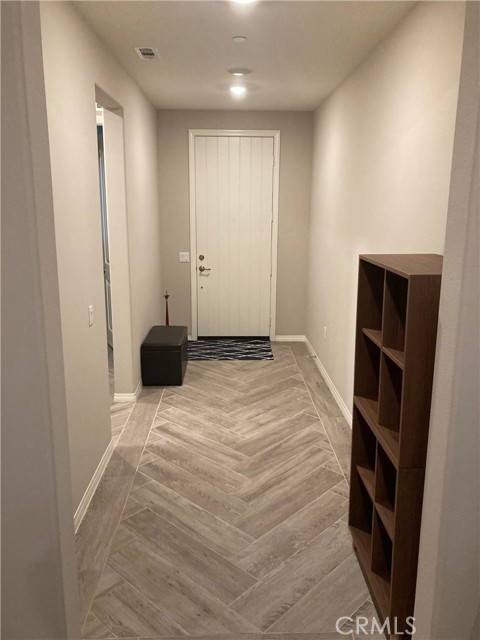 Detail Gallery Image 2 of 10 For 4253 E Sonrisa Privado, Ontario,  CA 91761 - 2 Beds | 2 Baths