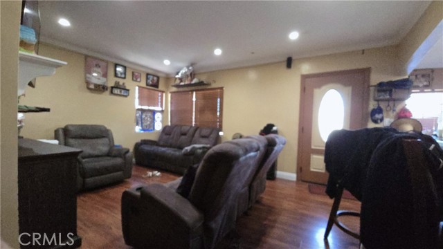 3142 W 112th W Street, Inglewood CA: https://media.crmls.org/medias/36ac6f0a-62a8-4ead-8fc2-a447ccb5f7ad.jpg