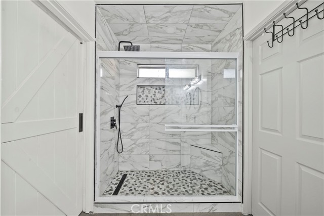 Detail Gallery Image 25 of 41 For 18019 Tiara, Encino,  CA 91316 - 4 Beds | 2 Baths