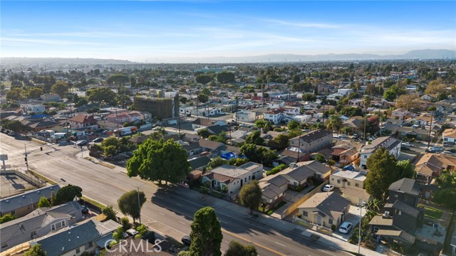 1337 W Gage Avenue, Los Angeles CA: https://media.crmls.org/medias/36af078a-381d-4356-9b6d-222b03bf9234.jpg