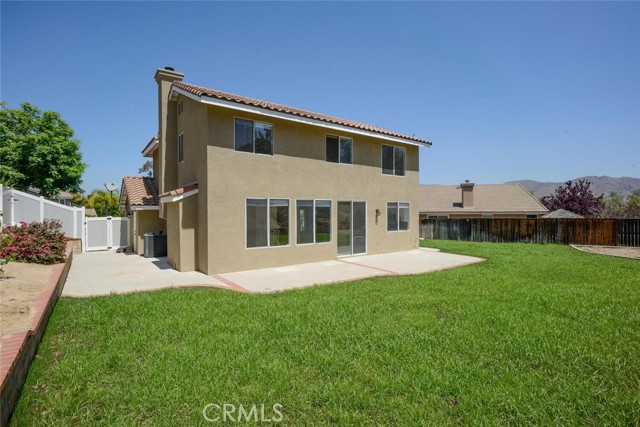 27292 Eagles Nest Drive, Corona CA: https://media.crmls.org/medias/36af18fe-b5e7-4287-a56b-f377b096be2d.jpg