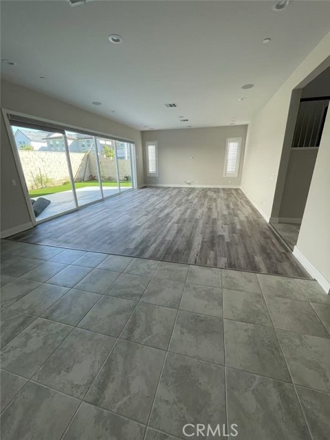 100 Hill, Lake Forest CA: https://media.crmls.org/medias/36b00004-9ab1-4605-acfb-536c13f17ce5.jpg