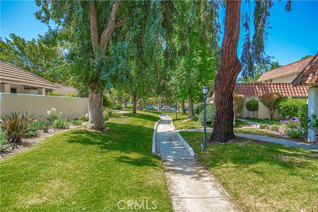 1276 Landsburn Circle, G photo 4