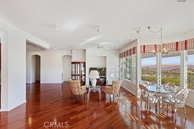 Image 9 of 42 For 23984 Four Corners Court