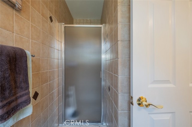 Detail Gallery Image 10 of 35 For 16732 Lassen St, Northridge,  CA 91343 - 3 Beds | 3 Baths