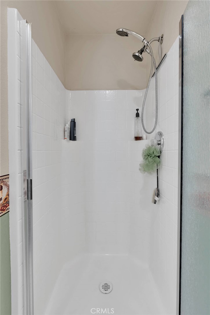 https://media.crmls.org/medias/36b1e550-6f5e-4070-a7d5-068ac7de22ec.jpg?preset=X-Large