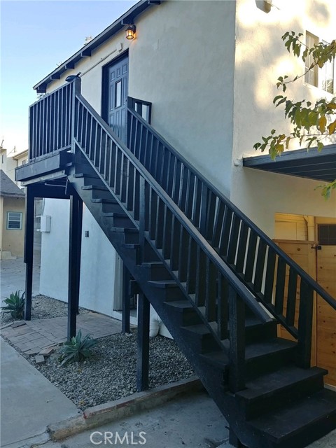 Image 60 of 71 For 1361 Armadale Avenue