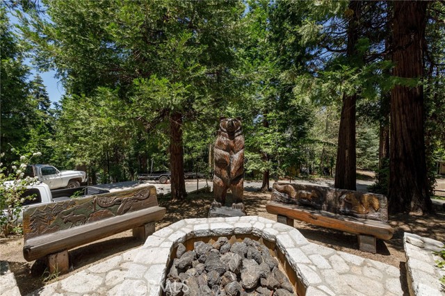 Detail Gallery Image 28 of 43 For 237 Corona Cir, Lake Arrowhead,  CA 92352 - 6 Beds | 3/1 Baths