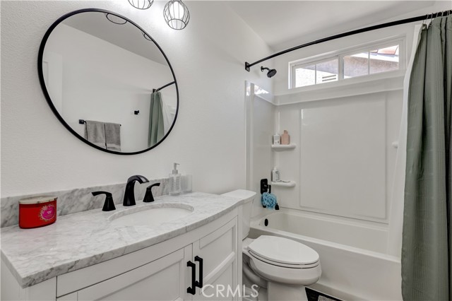 Detail Gallery Image 33 of 50 For 28102 Bobwhite #3,  Saugus,  CA 91350 - 3 Beds | 2/1 Baths