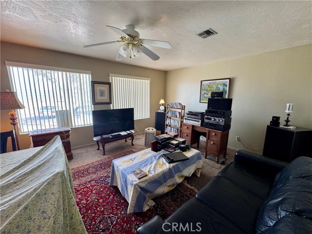 Detail Gallery Image 11 of 26 For 99 Zoe Ln, Needles,  CA 92363 - 3 Beds | 2 Baths