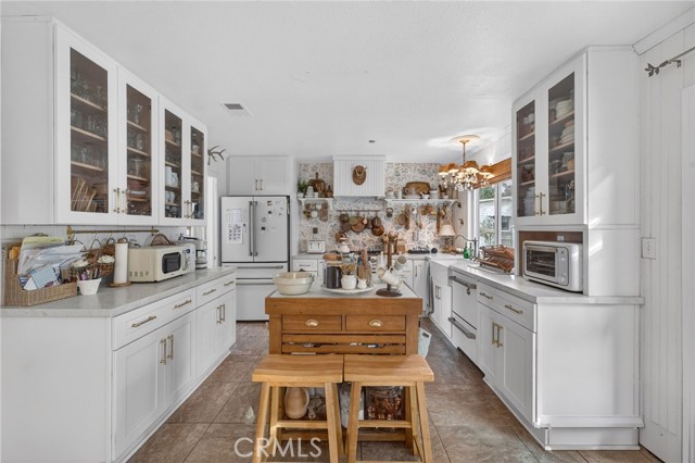 Detail Gallery Image 16 of 55 For 29737 Calle Palmas, Temecula,  CA 92591 - 4 Beds | 3 Baths