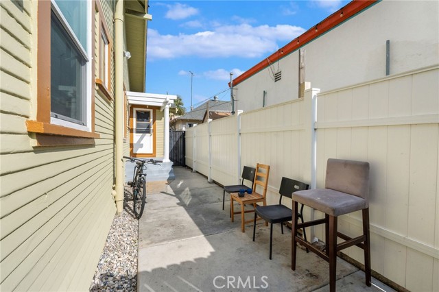 2703 7th Street, Long Beach, California 90804, ,Multi-Family,For Sale,7th,SB25036436