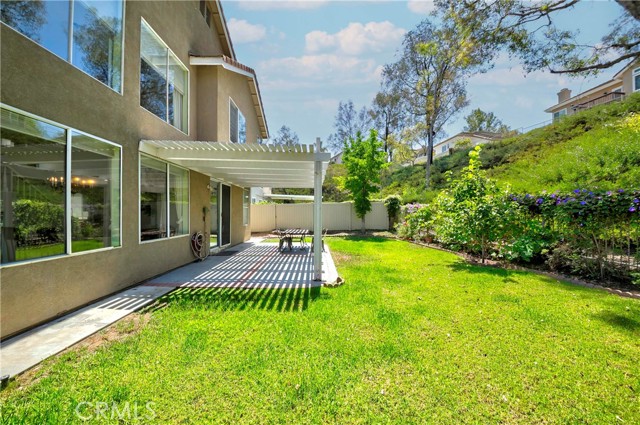 2061 S Sawgrass Court, La Habra CA: https://media.crmls.org/medias/36b46b1f-b78a-43b3-8d08-b7c3cfcfe80b.jpg