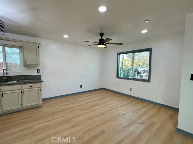 10621 Kalmia Street, Los Angeles CA: https://media.crmls.org/medias/36b47efb-66c4-45cd-9988-fb1941d6e3a5.jpg