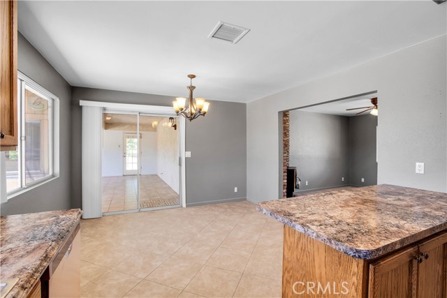 Detail Gallery Image 12 of 51 For 7930 Palm Ave, Yucca Valley,  CA 92284 - 3 Beds | 2 Baths