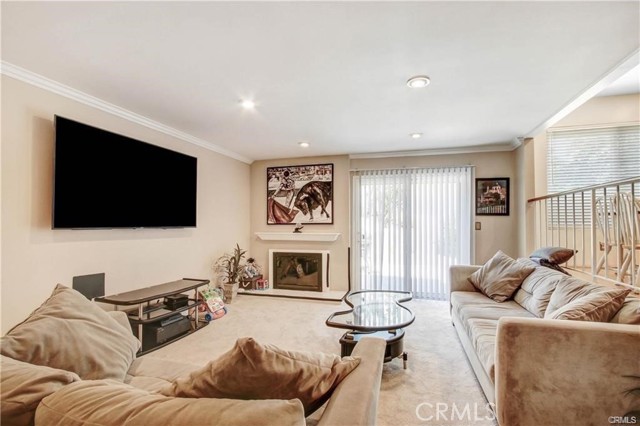 Detail Gallery Image 6 of 16 For 2317 Santa Fe Ave, Torrance,  CA 90501 - 4 Beds | 3 Baths