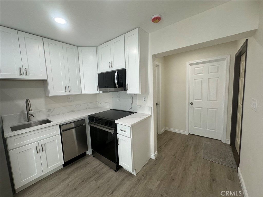 MLS #SR25252860 image #10