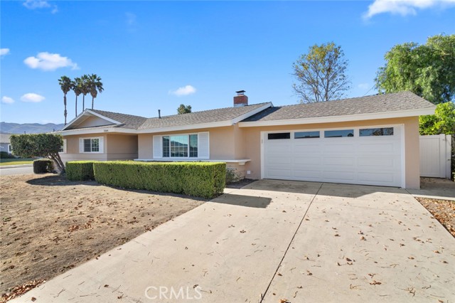 3304 Henry Dr photo 2
