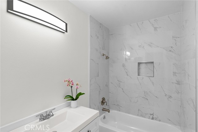 Detail Gallery Image 13 of 24 For 1462 Oakridge Park Rd, Santa Maria,  CA 93455 - 2 Beds | 2 Baths