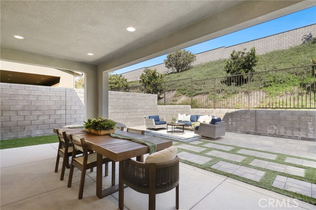 Detail Gallery Image 50 of 68 For 36 Jarano St, Rancho Mission Viejo,  CA 92694 - 5 Beds | 4/1 Baths