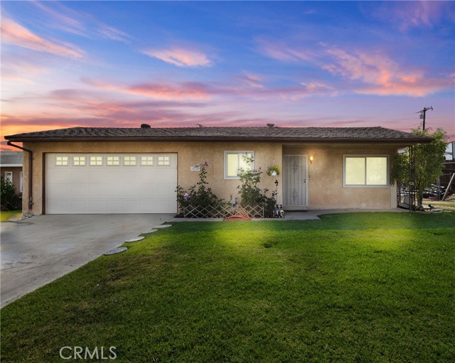 Detail Gallery Image 1 of 1 For 8606 Comet Ave, Rancho Cucamonga,  CA 91730 - 4 Beds | 2 Baths