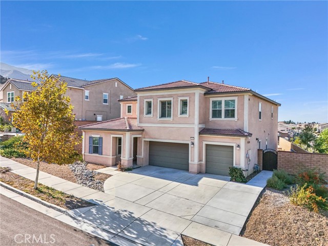 Detail Gallery Image 2 of 56 For 2437 Sierra Bella Dr, Corona,  CA 92882 - 5 Beds | 4/1 Baths