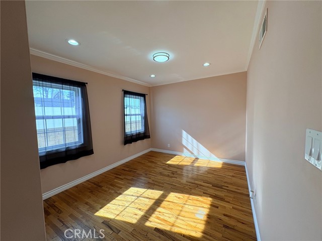 Detail Gallery Image 22 of 27 For 7502 Balcom, Reseda,  CA 91335 - 3 Beds | 2 Baths