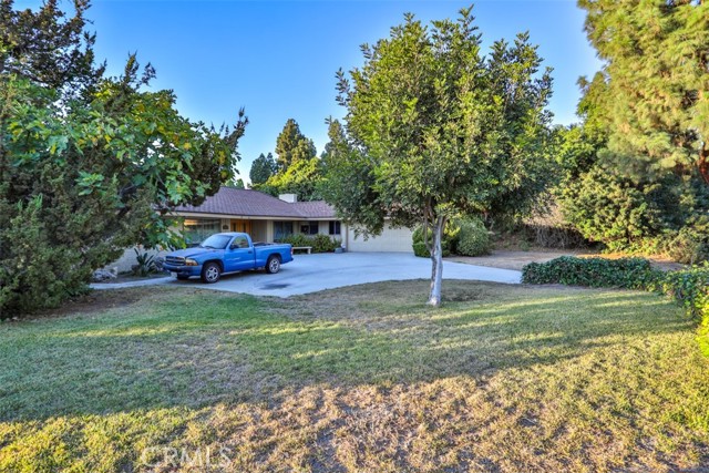 Detail Gallery Image 2 of 11 For 2225 Terraza Pl, Fullerton,  CA 92835 - 4 Beds | 2 Baths