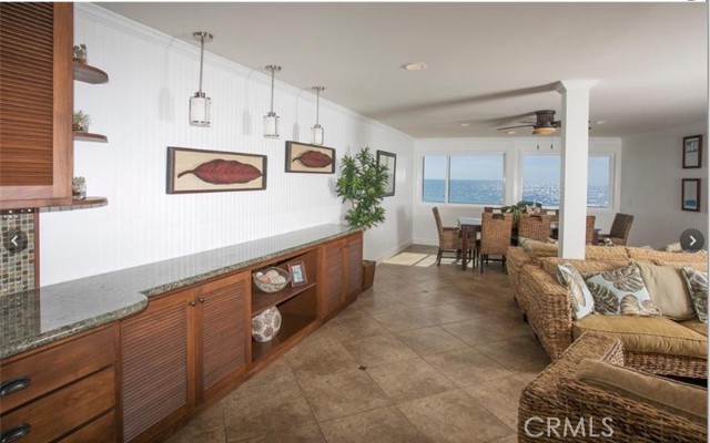 Detail Gallery Image 13 of 21 For 22 Blue Lagoon, Laguna Beach,  CA 92651 - 3 Beds | 3/1 Baths