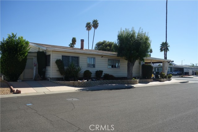 Detail Gallery Image 4 of 44 For 1430 W Johnston Ave, Hemet,  CA 92543 - 2 Beds | 2 Baths