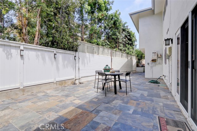 2615 Valley Drive, Manhattan Beach, California 90266, 5 Bedrooms Bedrooms, ,4 BathroomsBathrooms,Residential,Sold,Valley,SB22170134